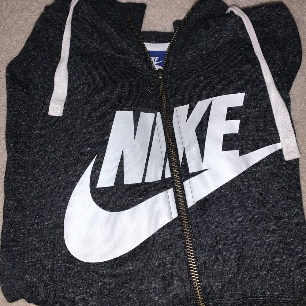‼️Nike zip up‼️